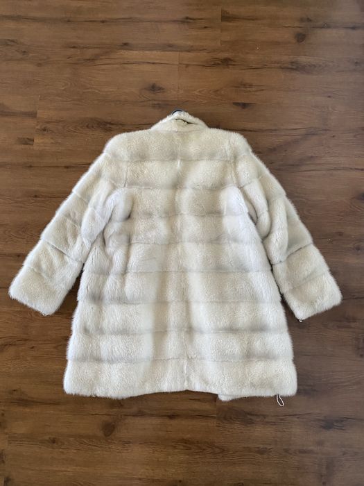 Шуба норковая в хорошем состоянии