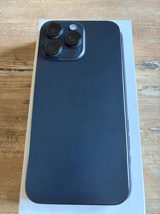 Vand iPhone 15 Pro Max 256gb