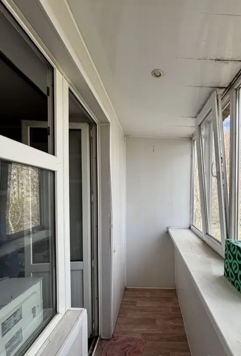 Продам 1 ком квартиру 4- й мкр!