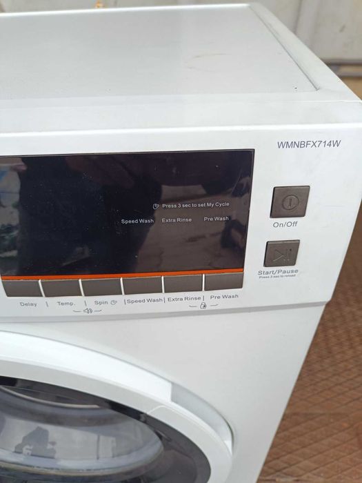 Продавам Пералня 125€