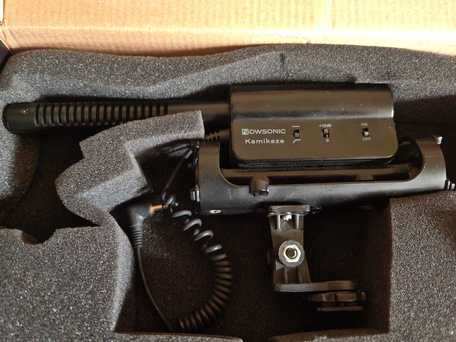 Vând microfon extern pentru dslr aparat foto sau cameră video
