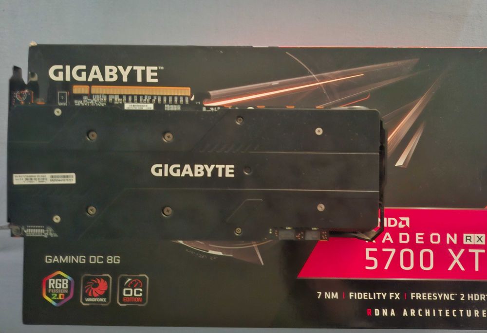Видео карта AMD Radeon RX 5700 XT