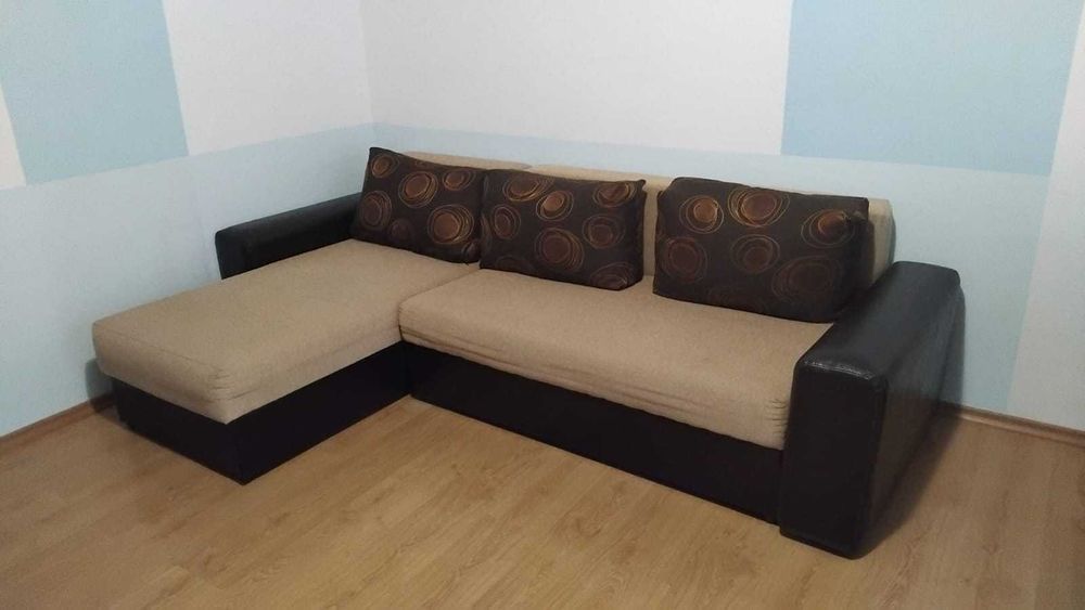 Продавам 4 дивана, втора употреба в добро състояние