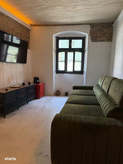 Vand 3 studio-uri in regim hotelier