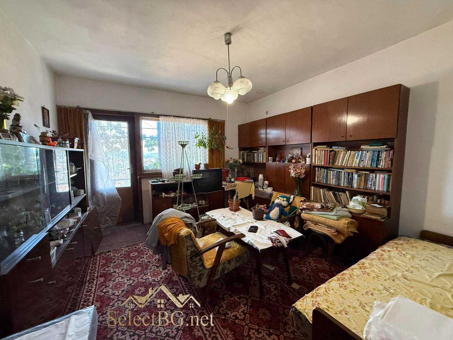 Продава се Къща в Велико Търново, Варуша - 250 кв.м за 1680 €/кв.м - Снимка #9