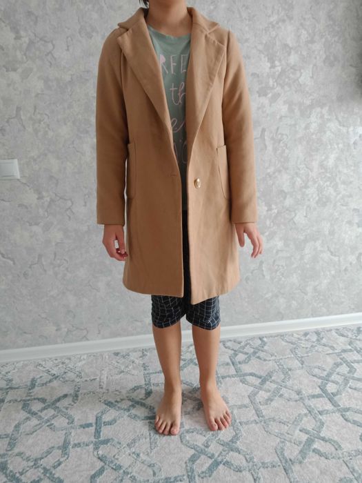 Женское осеннее пальто