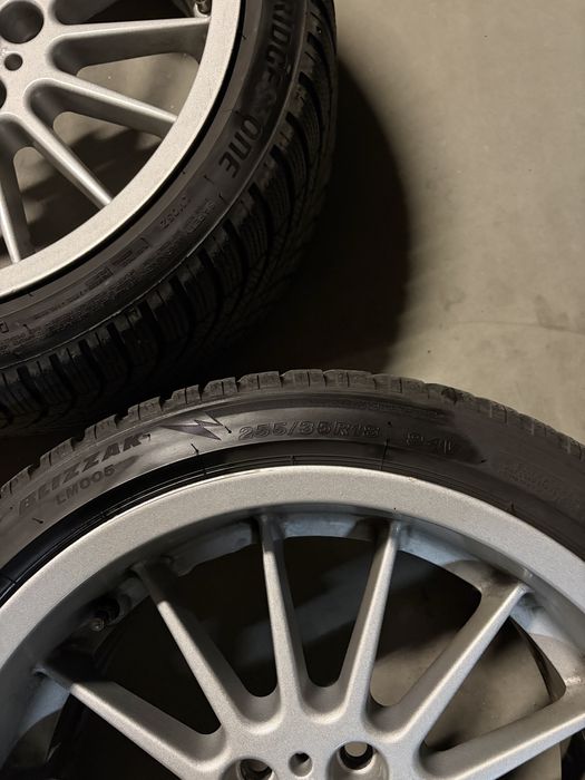 Jante BMW Style 32 R18 Bridgestone