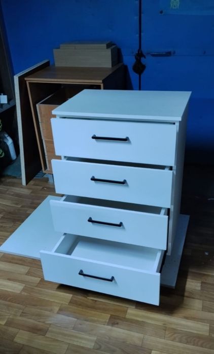 Продам новый комод  срочно срочно