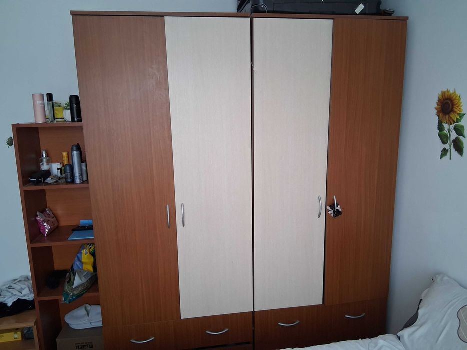 Dulap dormitor vand urgent