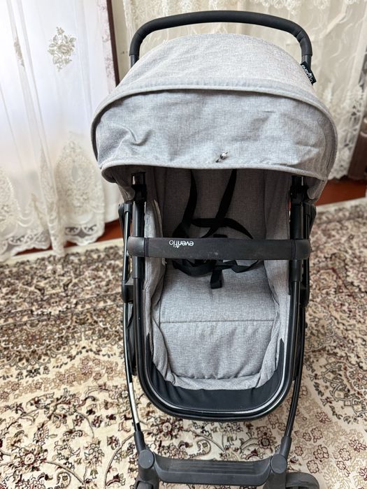 Детская коляска трансформер до года