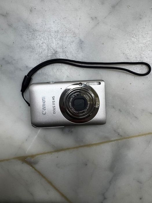 Canon IXUS 115 HS