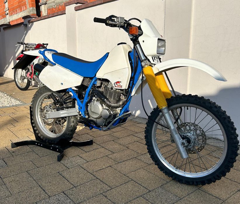 Suzuki DR350 reconditionata 2025