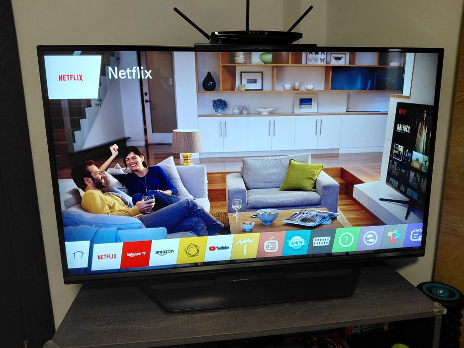 Телевизор LG 49 инча
