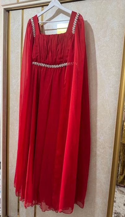 Идеальный холатдаги вечерний койлак сотилади