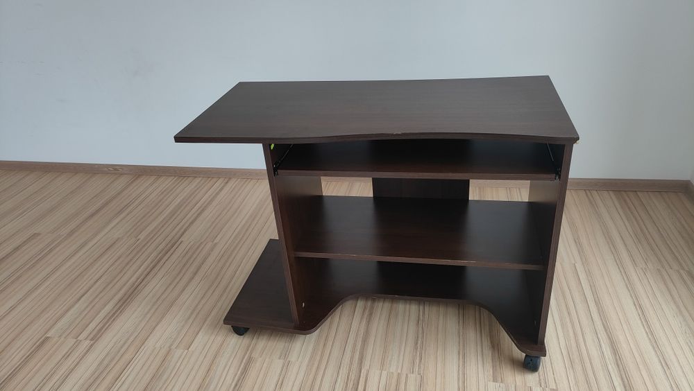 Birou pentru oficiu.