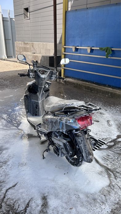 Мопед Хищник