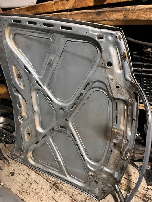 Капот Ауди А6 С4