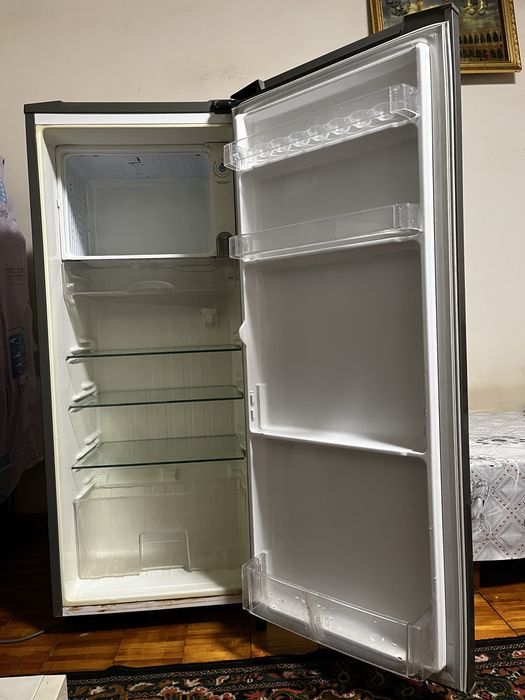 Muzlatgich LG sotiladi