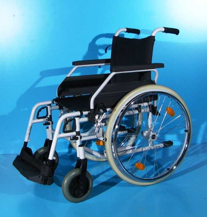 Scaun cu rotile handicap B+B - latime sezut 46 cm