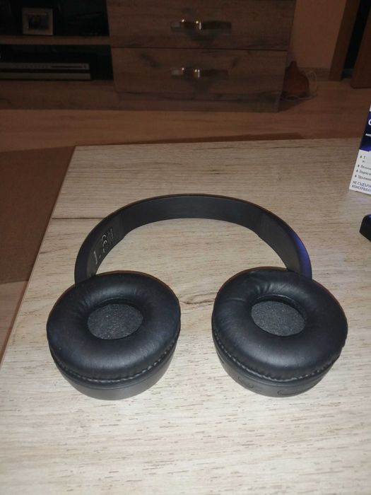 Слушалки за гледане на вилми или музика