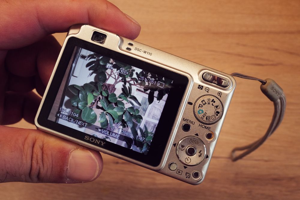 Aparat foto Sony Cybershot w110 Metal Pink lens Zeiss Digital instagram