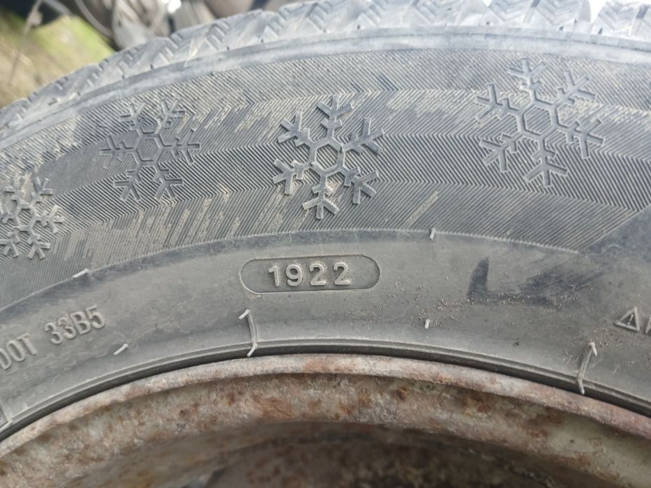 Roti cauciucuri iarna ford transit pe dublu 185/75R16C