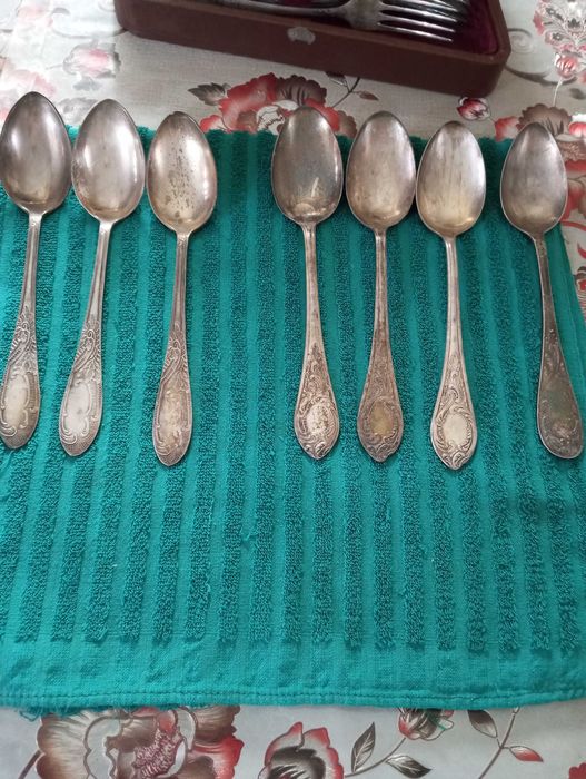 ложки столовые (мельхиор)