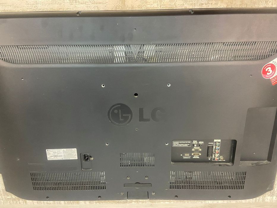 Телевизор LG 42LD455