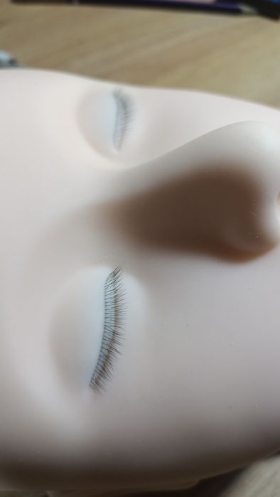 Манекен для наращивания ресниц