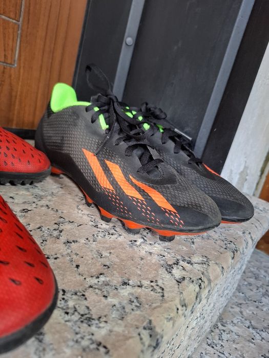 Различни модели оригинални футболни обувки