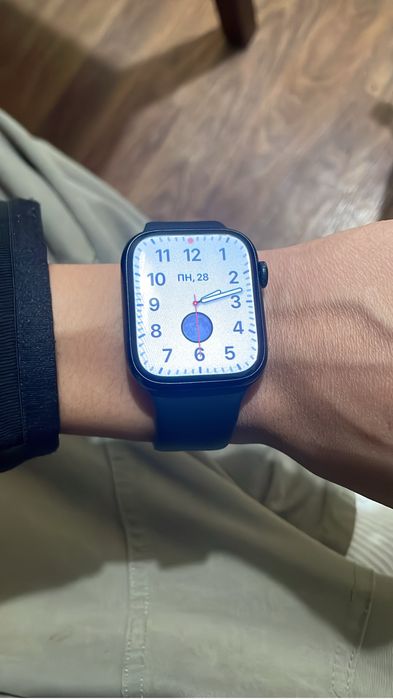 Apple Watch 7 serial