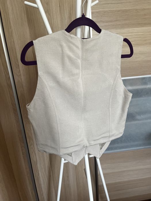 Нов бежов елек, 36 размер