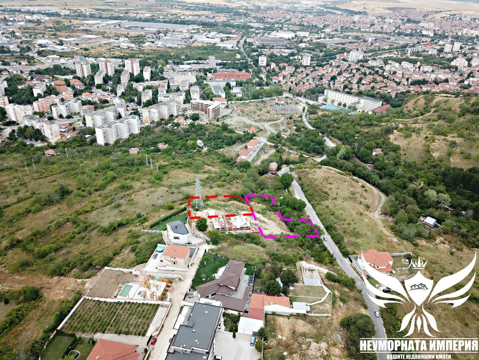 Продавам 2бр. парцели със сменен статут 2700кв.м. в гр.Асеновград