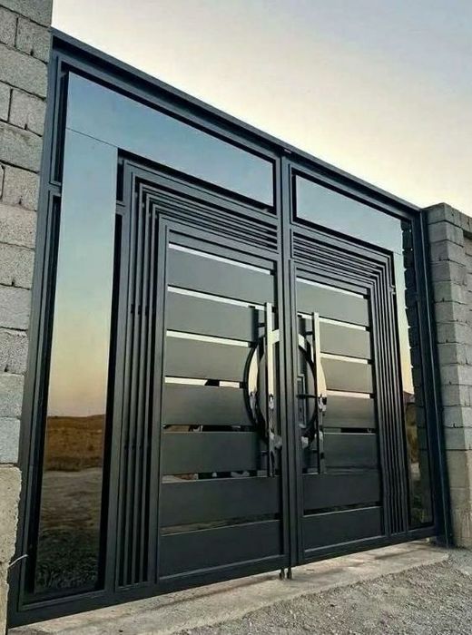 Современные и классические ворота