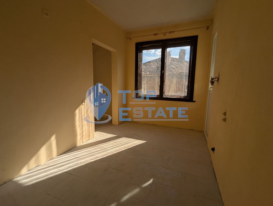 Продава се Къща в Лясковец - 300 кв.м за 682 €/кв.м - Снимка #4