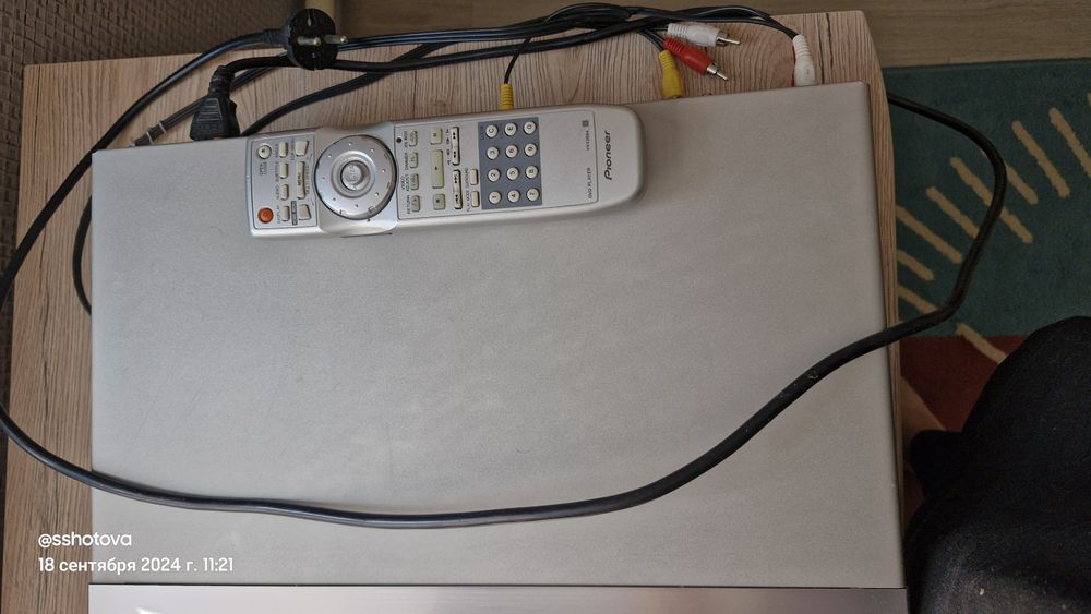 DVD-проигрыватель Pioneer DV-868AVi