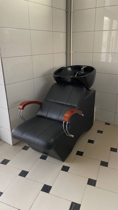 Продам кресло для салона