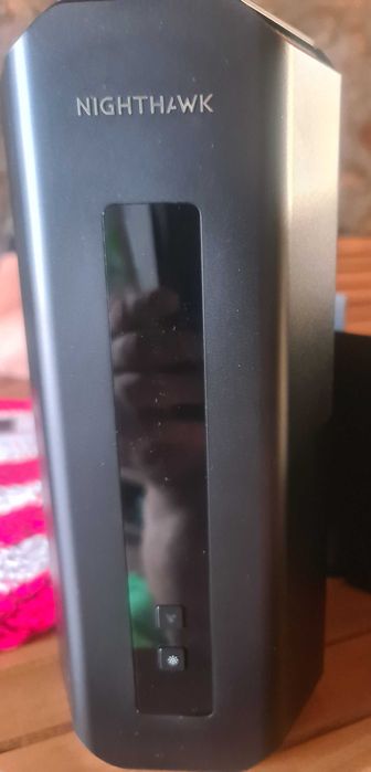 Ruter wireless Netgear Nighthawk rs700 wifi 7 triband router