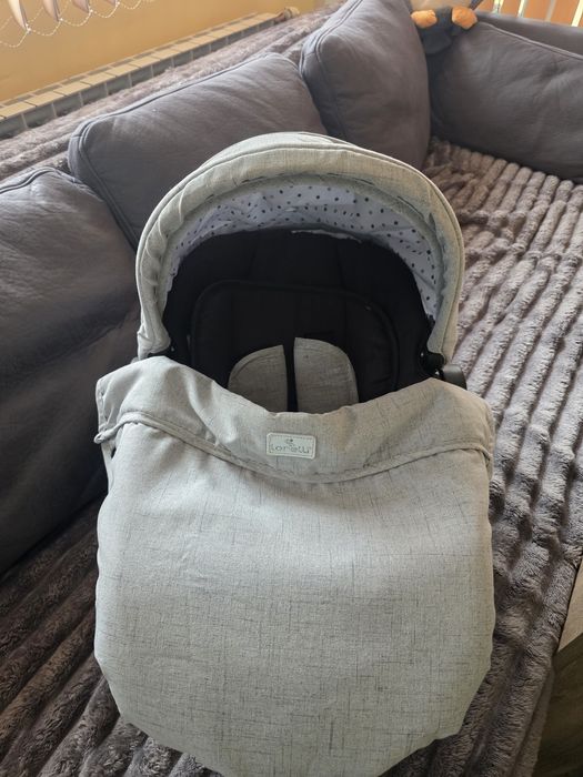 Столче за кола на Лорели