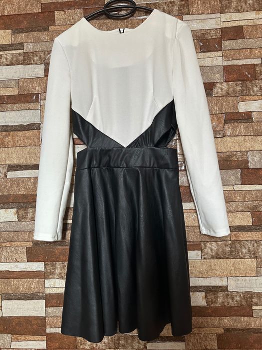 Официална къса рокля