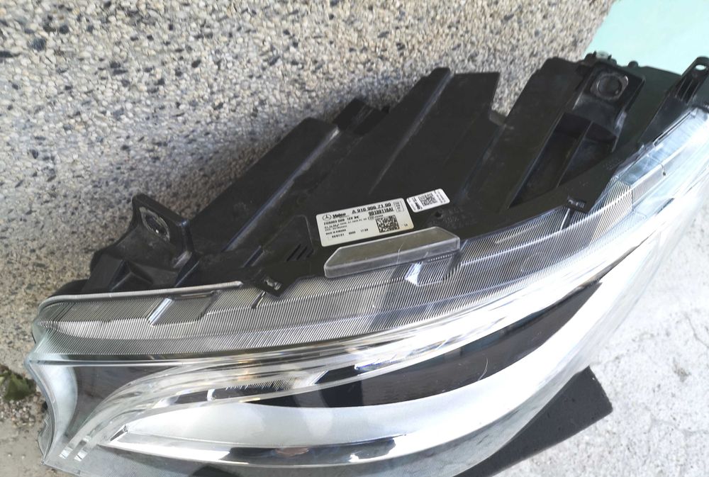 Оригинален фар Мерцедес Спринтер  Mercedes Sprinter Led