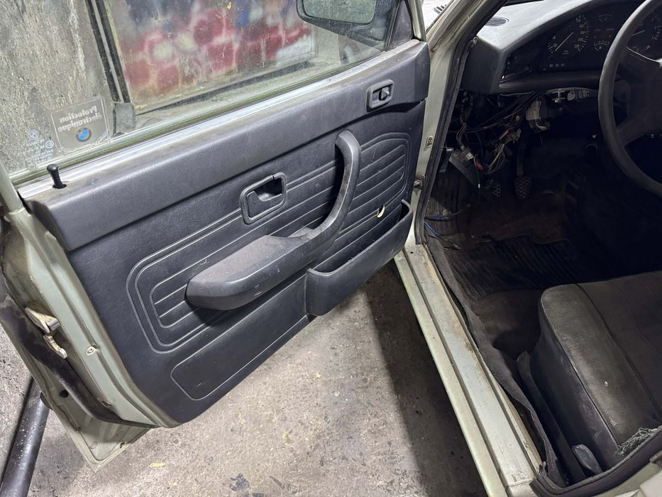 Bmw E28 520/523 цяла за части