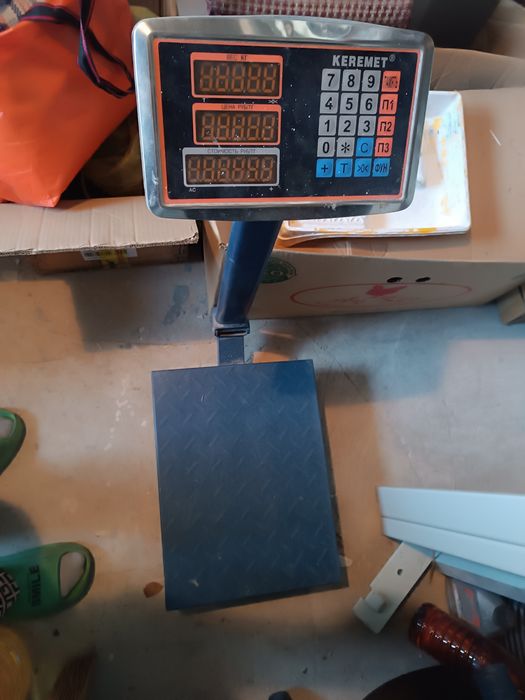 Наполные весы до двести килограмм