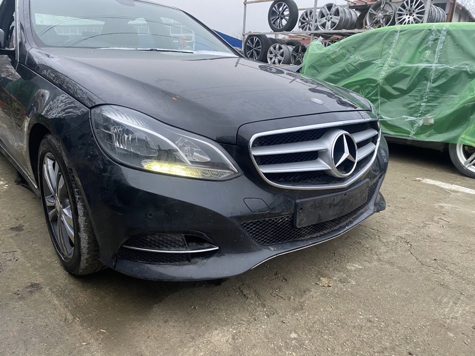Balamale capotă stânga , dreapta cu capsă Mercedes W212 facelift
