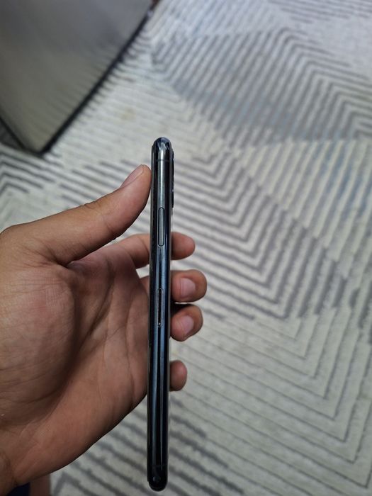 IPhone 11 pro max sotiladi