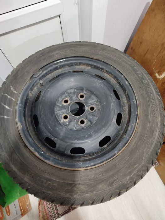 Резина с дисками , шипованая