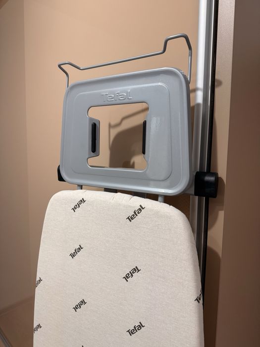 Masă de călcat Tefal