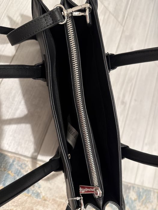 Geanta stradivarius noua