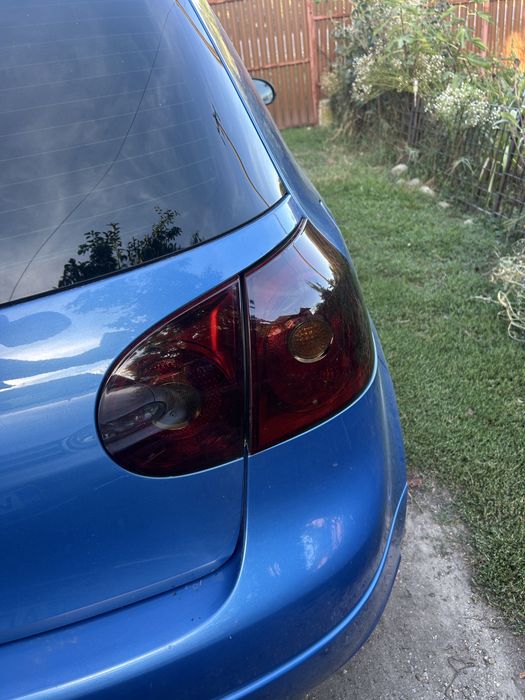 Vand/schimb stopuri fumuri Golf 5