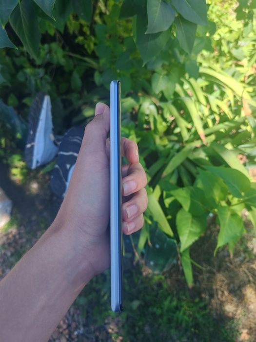 Sharp aquos zero 2 8/256